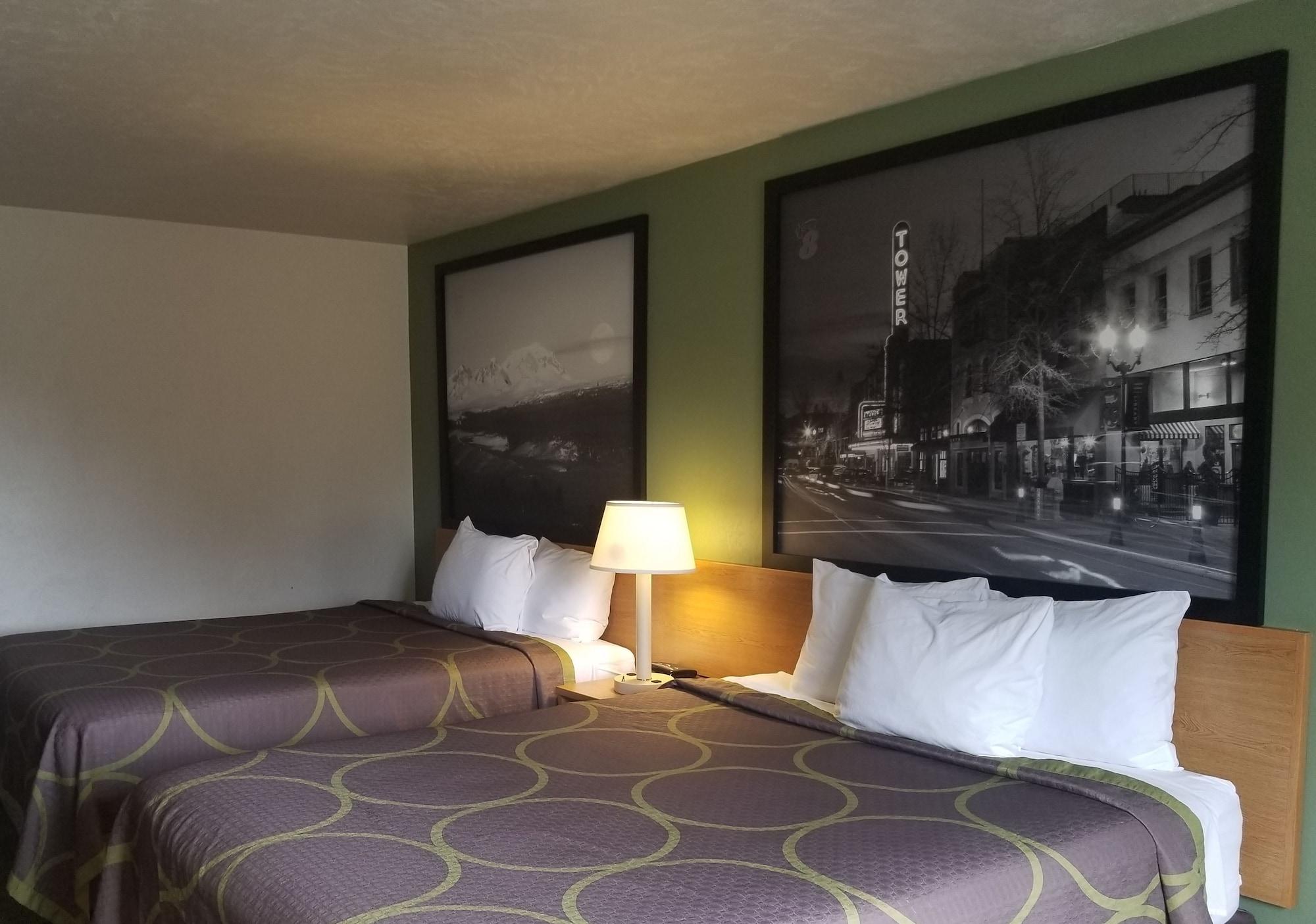 Super 8 By Wyndham Redmond Hotel Exterior foto